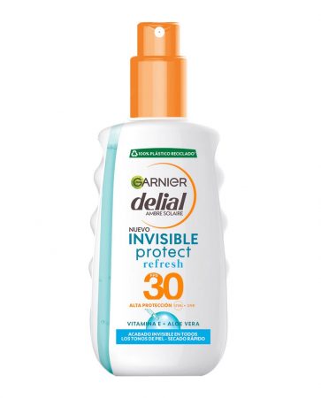 Spray protector corporal Invisible Protect Refresh FPS 30 Garnier Delial Merca2.es