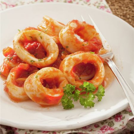 Calamares en salsa de tomate que están mucho mejor que los rebozados 60 Merca2.es calamares con salsa de tomate 88c45a4b 800x800 Merca2.es