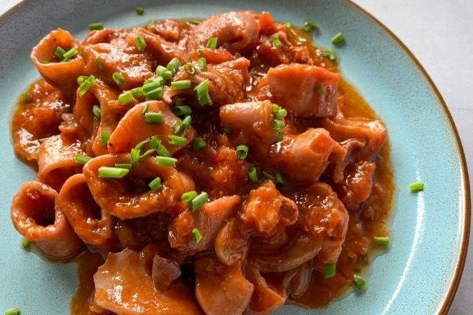 Calamares en salsa de tomate que están mucho mejor que los rebozados 61 Merca2.es calamares en salsa americana 1 Merca2.es