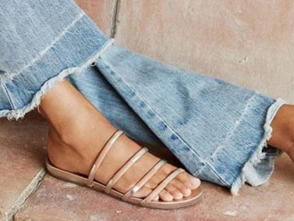 Pantalones de campana y tiro alto