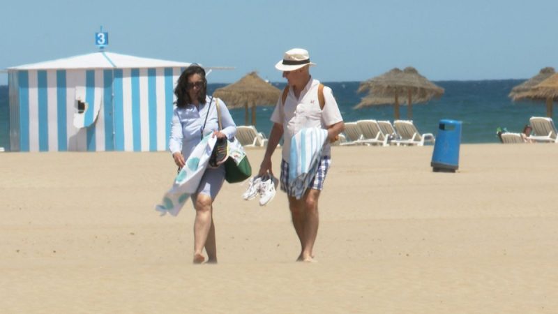 En todas estas playas de España está prohibido fumar 20 Merca2.es playas fumar