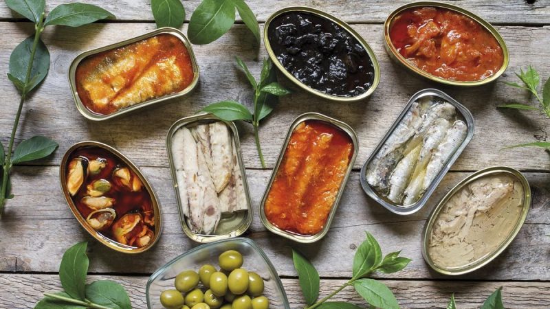 latas en coserva