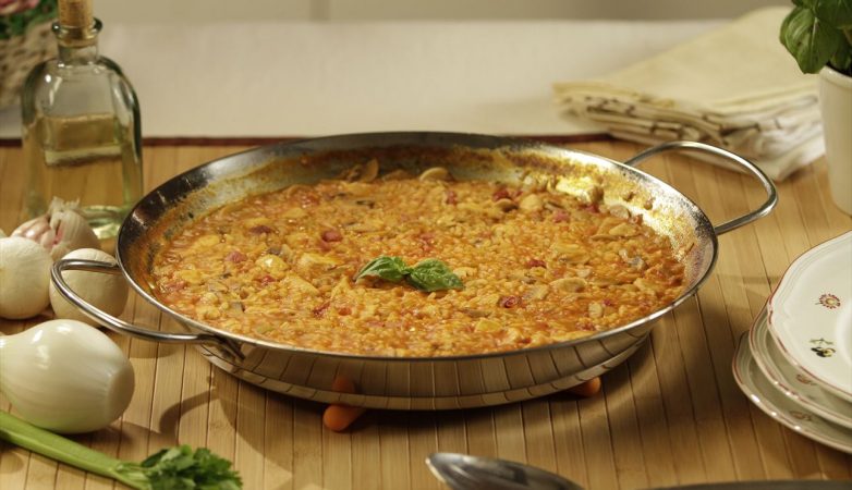 paella de arroz con pollo y tomate Merca2.es