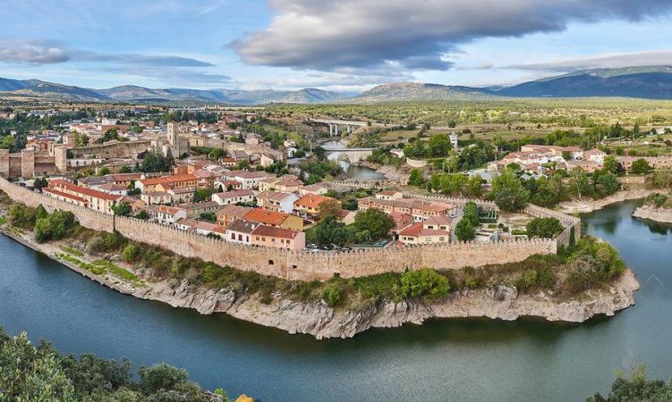 El pueblo del sur del Madrid en el que puedes ir con canoa por el Tajo 9 Merca2.es screenshot www.timeout.es 2022.06.16 14 23 27 Merca2.es