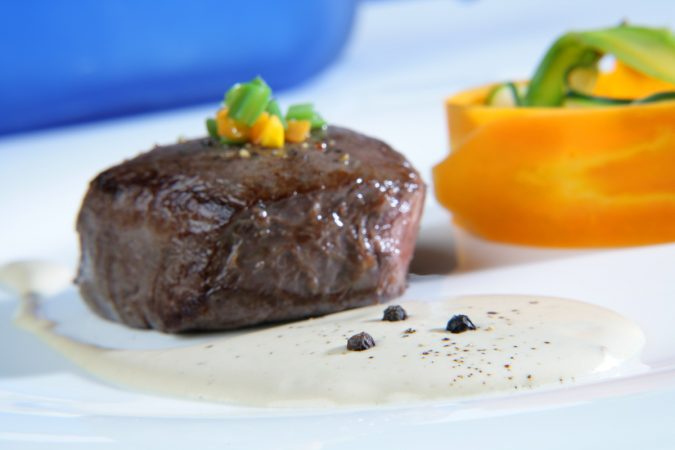 solomillo con salsa de pimienta Merca2.es