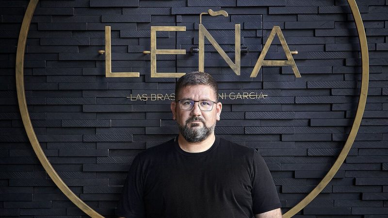 El secreto de Dani García para hacer unas tortillitas de camarones perfectas 66 Merca2.es El secreto de Dani García para hacer unas tortillitas de camarones perfectas