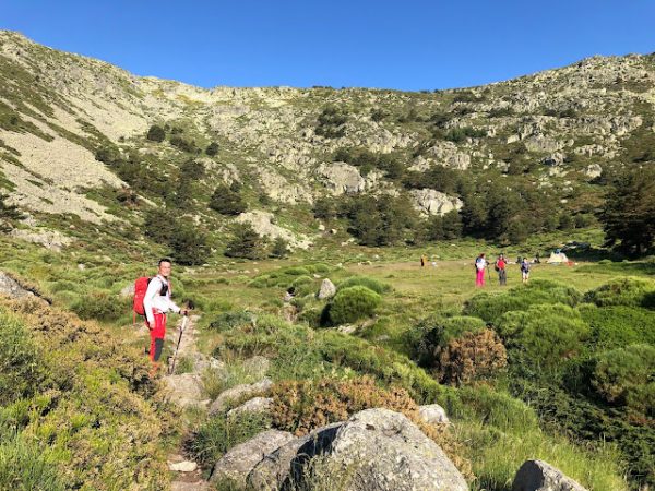 Rutas de senderismo para hacer en la Sierra de Madrid este verano 13 Merca2.es 8 2 Merca2.es