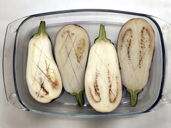 Los problemas que puede provocar la berenjena para los consumidores 1 Merca2.es Hay que saber como cocinar y preparar este vegetal