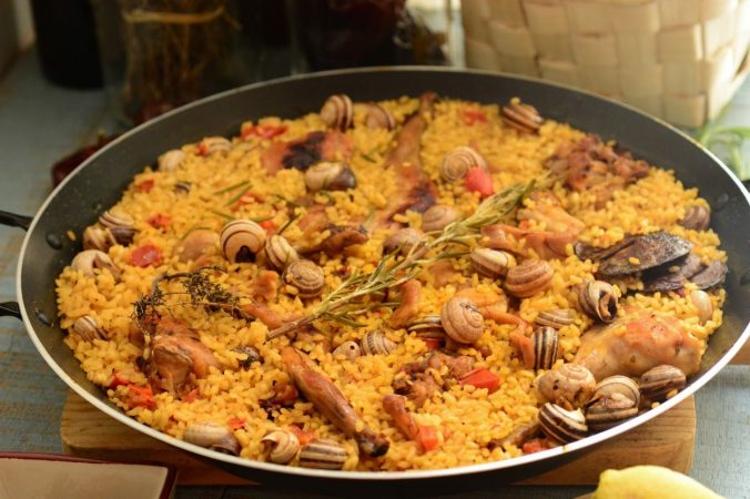 Este arroz con alioli está mucho más rico que 'a la cubana' 26 Merca2.es arroz con caracoles Merca2.es