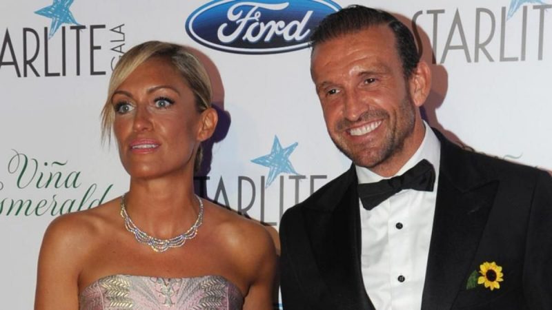 Luján Argüelles: su marido, su hija y su nuevo trabajo en Netflix 37 Merca2.es Luján Argüelles y Carlos Sánchez