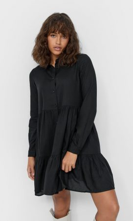 Stradivarius: vestidos a precio de regalo para ir a la última este verano 23 Merca2.es vestido Stradivarius