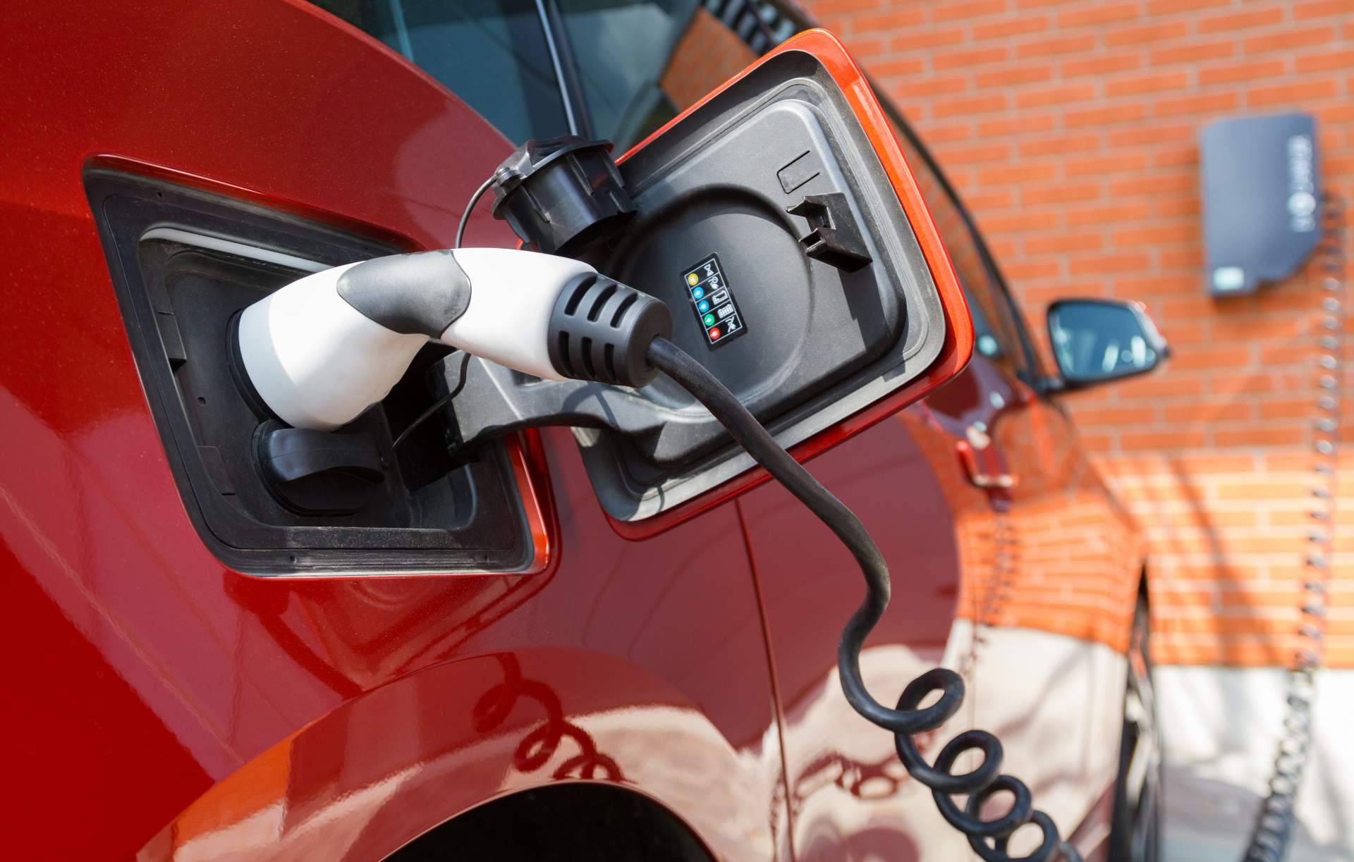 Smart Wallboxes, empresa especialista en instalación de puntos de recarga en Barcelona