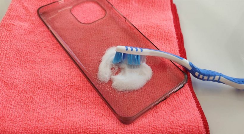 El truco definitivo para que tu funda del móvil vuelva a ser transparente 41 Merca2.es Una opción menos invasiva