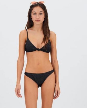 Estás a tiempo: bikinis de Stradivarius para darte un baño con estilo 31 Merca2.es Stradivarius