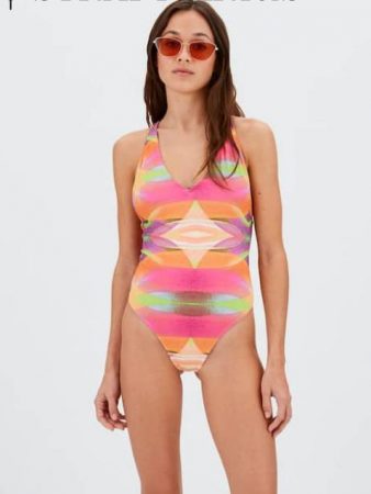 Estás a tiempo: bikinis de Stradivarius para darte un baño con estilo 39 Merca2.es screenshot www.stradivarius.com 2022.07.22 21 01 20 Merca2.es