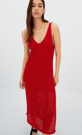 Stradivarius: el nuevo vestido tul de flores que dará mucho que hablar 30 Merca2.es stradivarius 8 2 Merca2.es