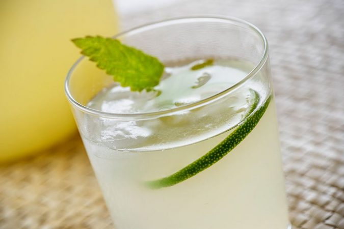 Así puedes hacer limonada casera con una Thermomix para refrescarte este verano 