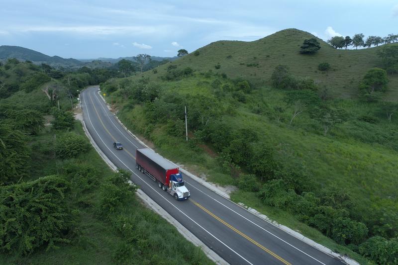 Sacyr se adjudica una autopista en Colombia de 900 millones de euros