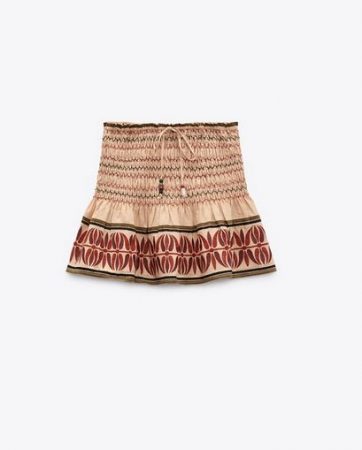 Zara tira la casa por la ventana: prendas de temporada a menos de 10€ 66 Merca2.es Captura de pantalla 2022 08 27 a las 9.19.05 Merca2.es