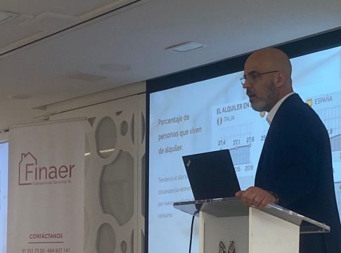 Jesús Pérez, presentando Finaer junio 2022