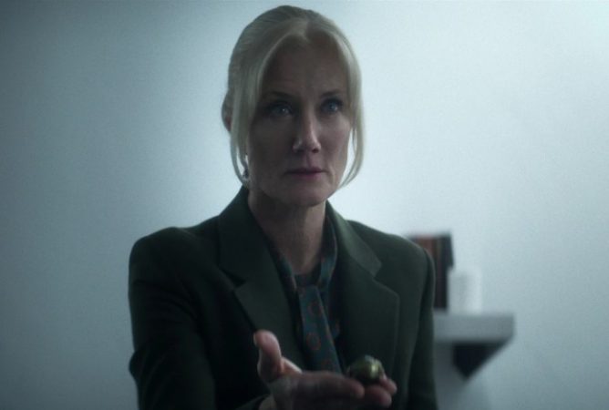 The Sandman: la razón por la que pueden cancelar la serie de Netflix 24 Merca2.es Joely Richardson The Sandman Merca2.es