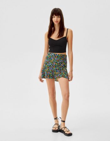 Bershka rebaja un 60% este precioso mono corto 38 Merca2.es bershka 7 Merca2.es