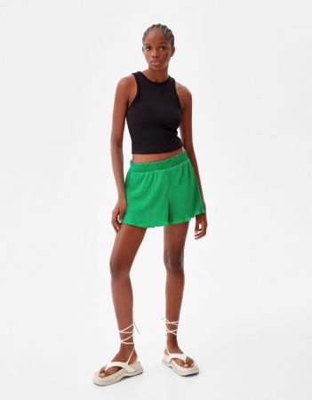 Bershka rebaja un 60% este precioso mono corto 40 Merca2.es bershka 9 Merca2.es