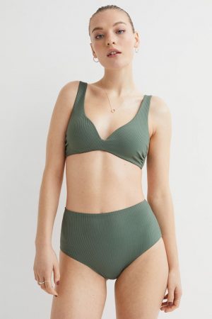 Estos son los bikinis que puedes comprar por menos de 10 euros en H&M 25 Merca2.es bikini-verde-hym