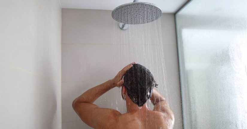 Decathlon tiene la solución para ahorrar en la factura de la luz 67 Merca2.es ducharse-decathlon