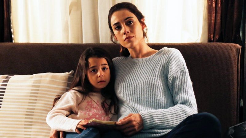 'Infiel': El cambo físico de Cansu Dere, en fotos 38 Merca2.es Cansu Dere Madre