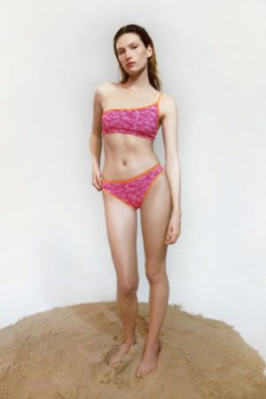 Accesorios y lencería en Zara con descuentos que casi te lo regalan 15 Merca2.es bandeau Zara