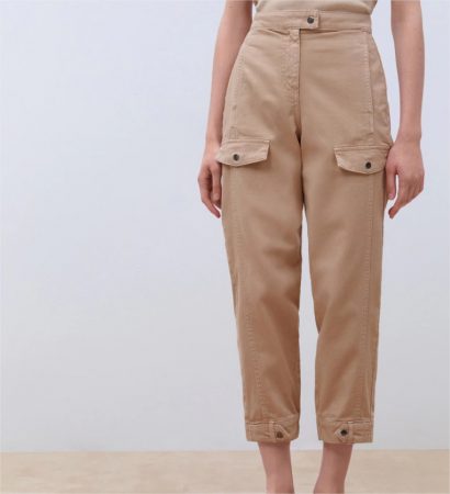 Pantalones con descuentos de hasta el 50% en el El Corte Inglés: chinos, jogger y más 57 Merca2.es pantalon cargo formula joven