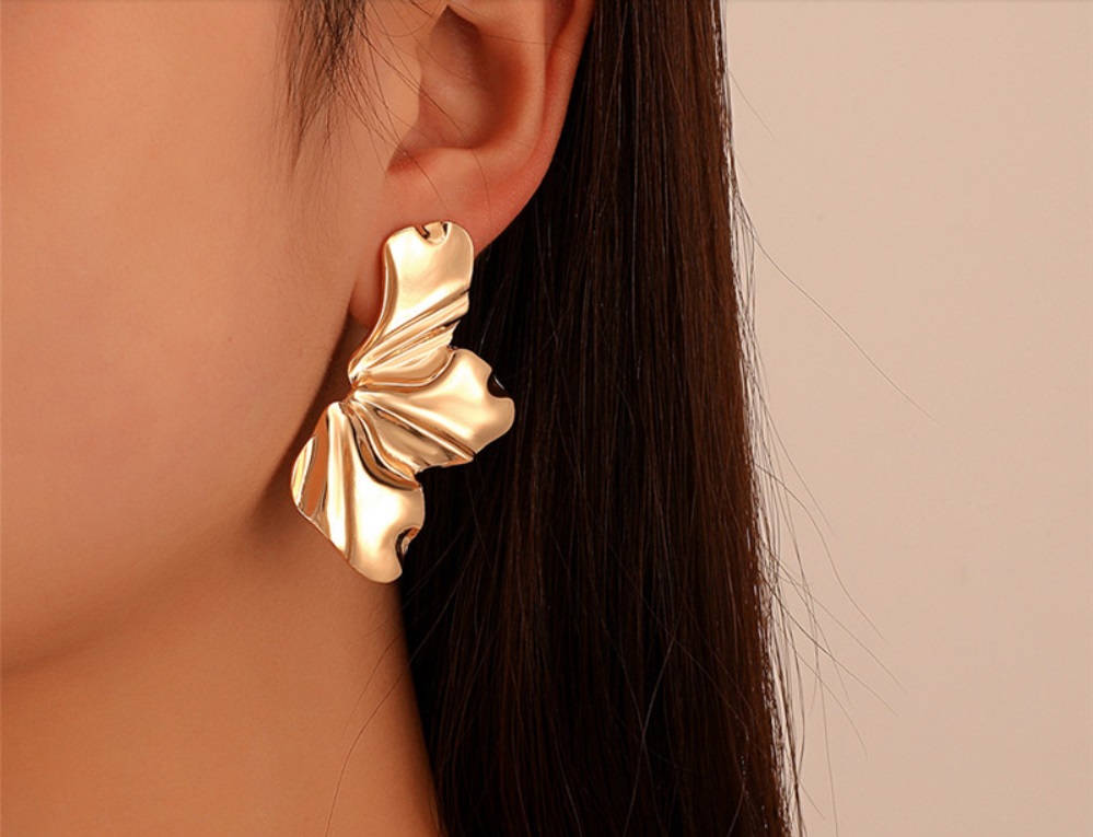 Los pendientes de Aliexpress que son la envidia de Zara y Stradivarius 1 Merca2.es pendiente dorado