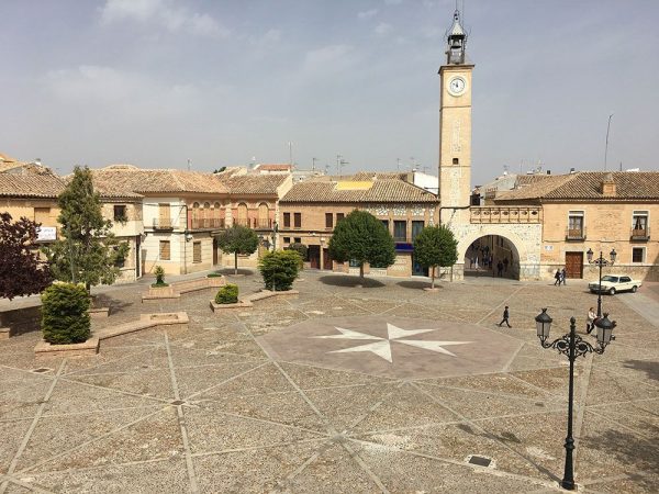 que ver en consuegra plaza de espana Merca2.es