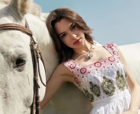 screenshot www.hola .com 2022.08.07 08 13 53 Merca2.es