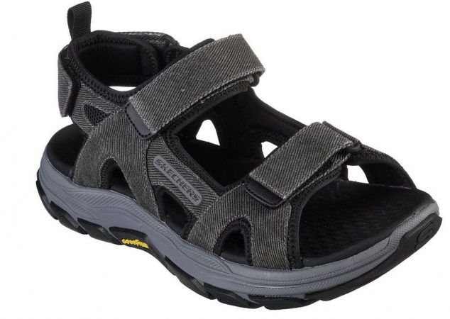 screenshot www.skechers.es 2022.08.09 09 09 20 Merca2.es