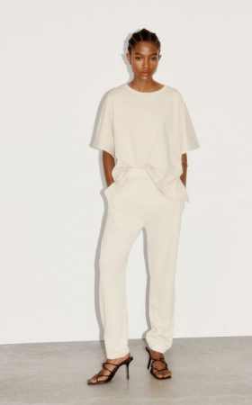 screenshot www.zara .com 2022.08.12 14 48 13 Merca2.es