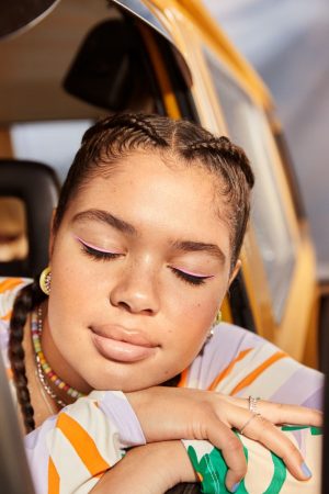 Cosméticos de H&M que les dan mil vueltas a las marcas de lujo 18 Merca2.es H&M: El mejor delineador está en oferta