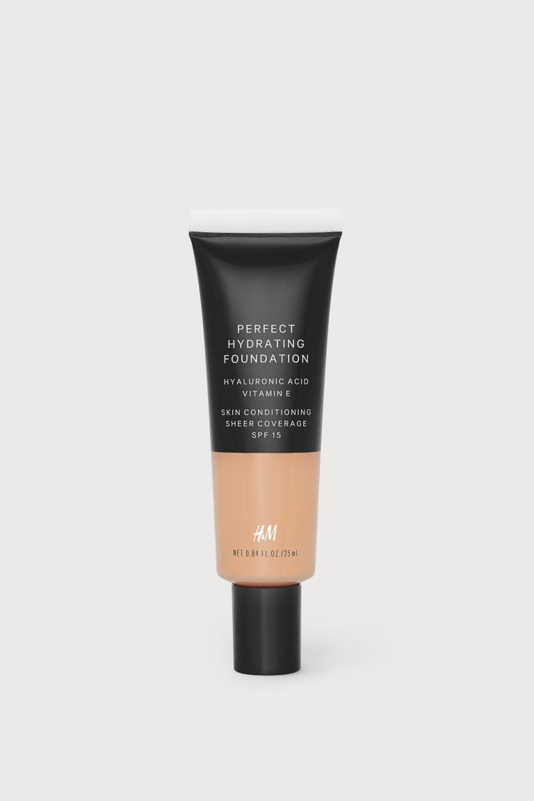 H&M: Base de maquillaje líquida hidratante