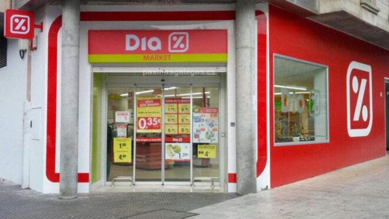 Día y Mercadona son los que más suben, según la OCU