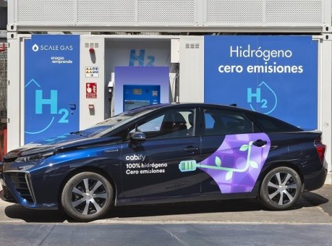 uber-bolt-y-cabify-en-carrera-para-electrificar-su-flota uber-bolt-y-cabify-en-carrera-para-electrificar-su-flota