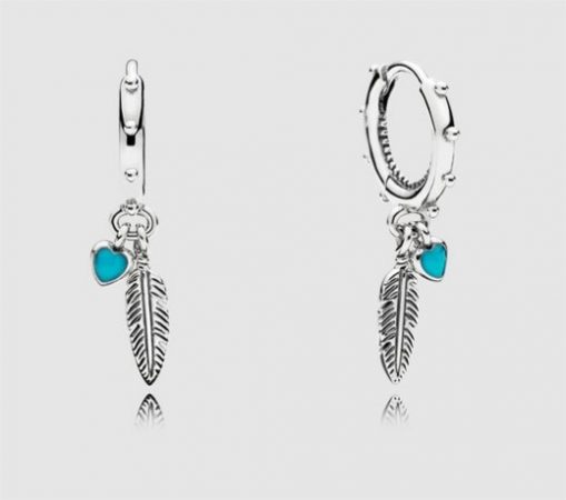 Bimba y Lola: pendientes de menos de 30 euros que no puedes dejar escapar en El Corte Inglés 41 Merca2.es Pendientes plumas el corte inglés