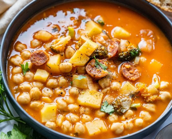 Garbanzos con chorizo a la sidra y calabaza: el mejor plato para disfrutar en otoño 
