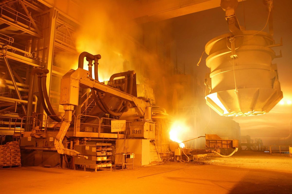 Arcelor y Acerinox se disparan gracias a las nuevas medidas de la CE para proteger el sector