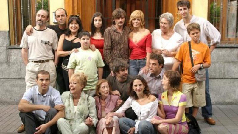 La actriz de Aquí no hay quién viva que ahora triunfa como vocalista de un grupo