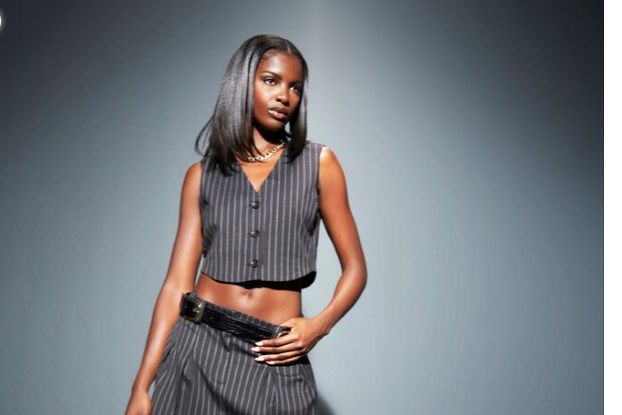 falda plisada Lefties