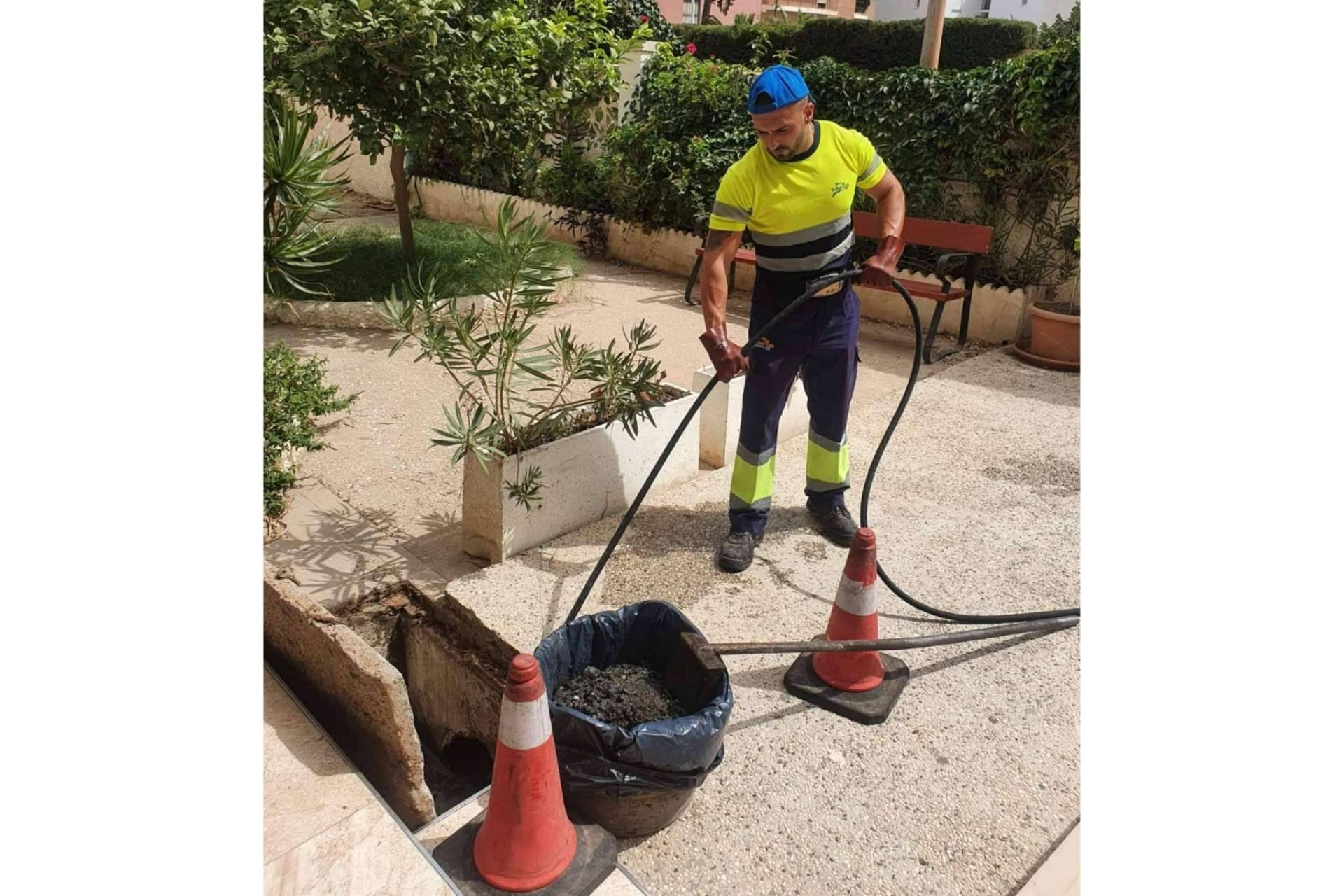 Rey Tuberías ofrece servicios de desatoro en Málaga