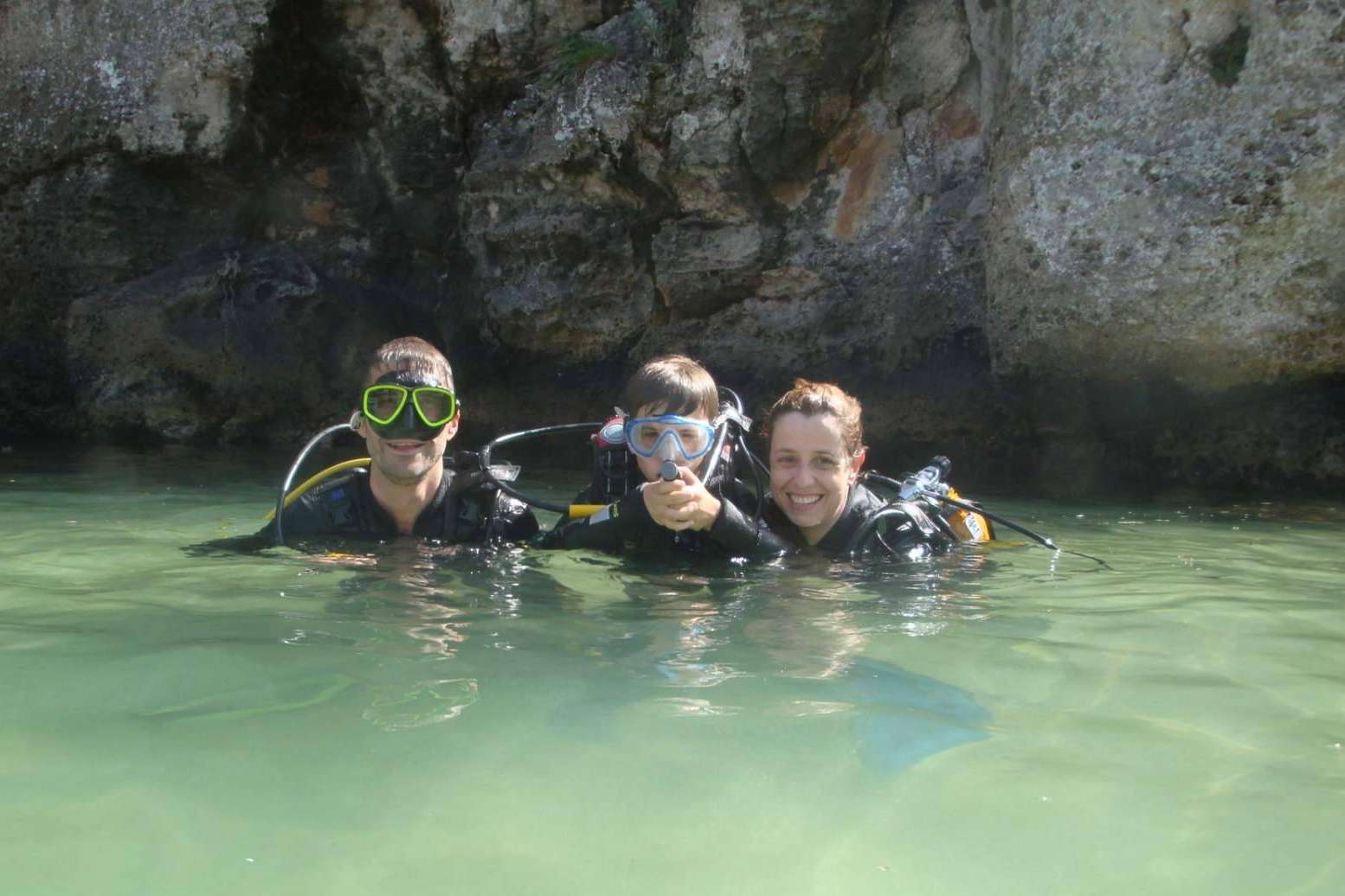 Buceo en familia para descubrir Menorca desde otra perspectiva, gracias a Scuba Plus Buceo en familia para descubrir Menorca desde otra perspectiva, gracias a Scuba Plus