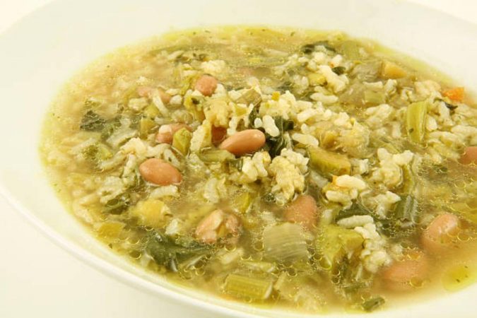 Arroz con acelgas: la mejor receta para hacerle a tus invitados