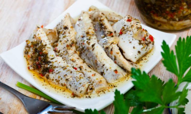 Ingredientes para realizar los boquerones en vinagre